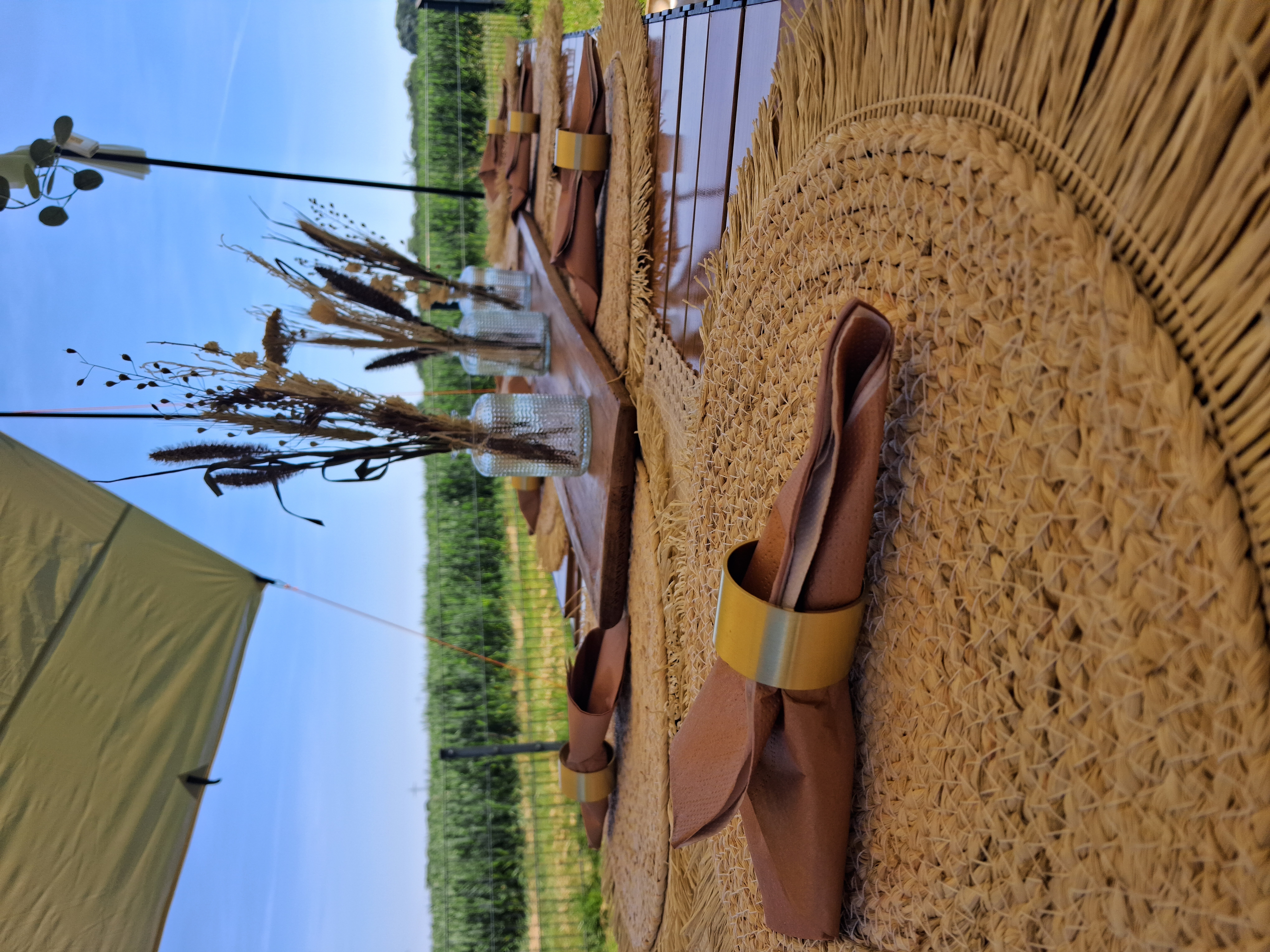 Boho-Picknick unter freiem Himmel – Bild 5